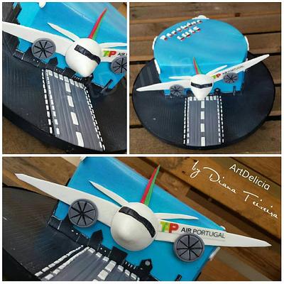 Plane Cake - Cake by Unique Cake's Boutique