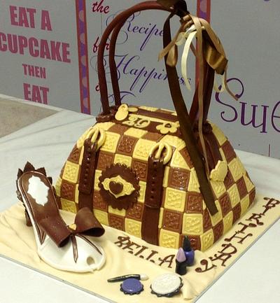 Handbag and shoe 2nd time around... - Cake by beasweet