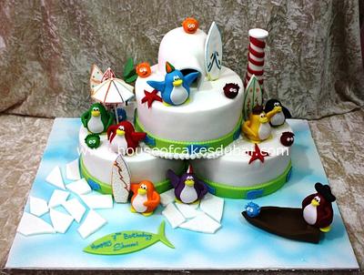 Cute penguins cake - Cake by The House of Cakes Dubai