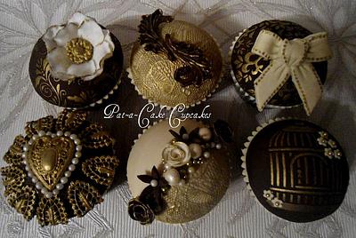 Regency Collection Cupcakes - Cake by Pat