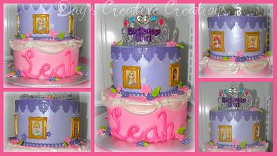 Princess frame and crown - Cake by Day