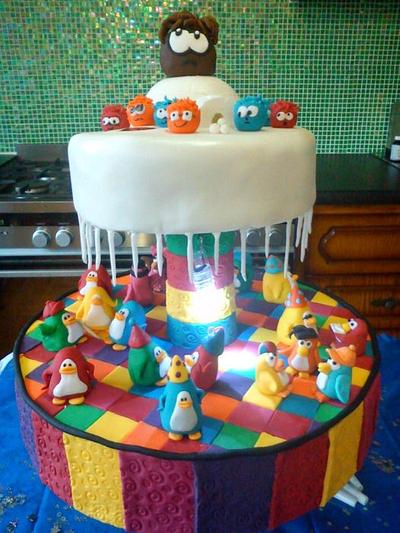Club Penguin Cake - Cake by sarahf