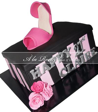 Stiletto Shoebox Cake - Cake by A la Roch Cakes & Sweets