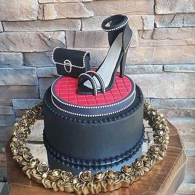 Shoes Cake - Cake by Mora Cakes&More