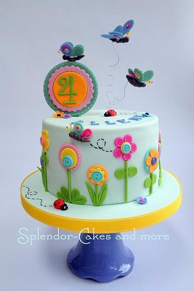 Flowers and butterflies - Cake by Ellen Redmond@Splendor Cakes
