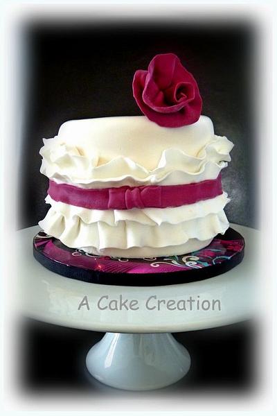 Vintage couture - Cake by A Cake Creation