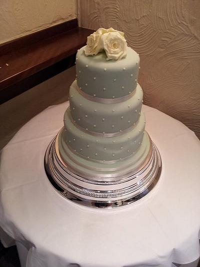 Sage green, piped pearls and ivory rose cluster  - Cake by Carrie