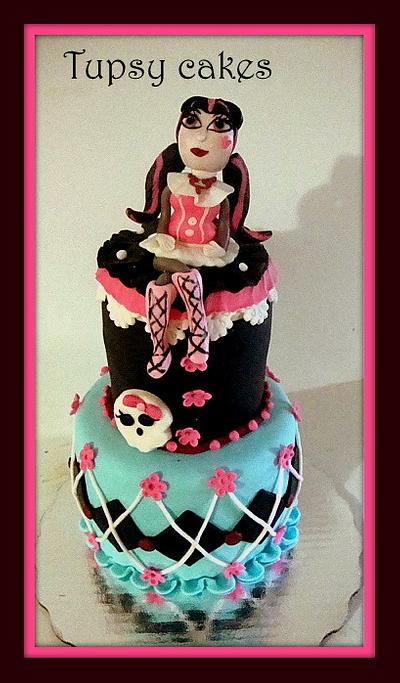 draculaura monster high cake  - Cake by tupsy cakes
