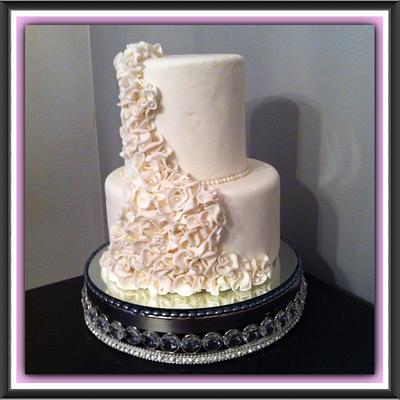 Ruffle Cake - Cake by kaceymaycakes