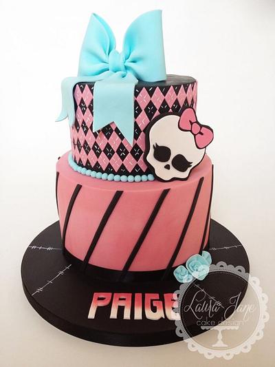 Monster High - Cake by Laura Davis