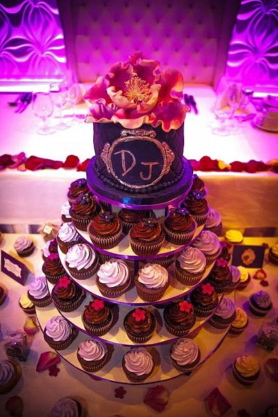 Blue purple cake and cupcakes - Cake by DIVA OF CAKE 