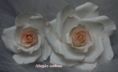 Flowers - Cake by Alessandra Rainone