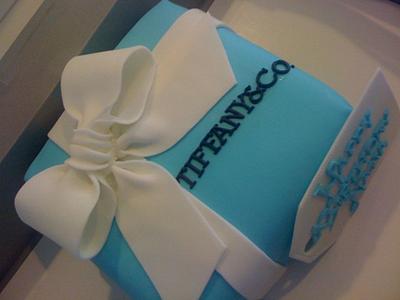 Tiffany Box - Cake by Sandy 