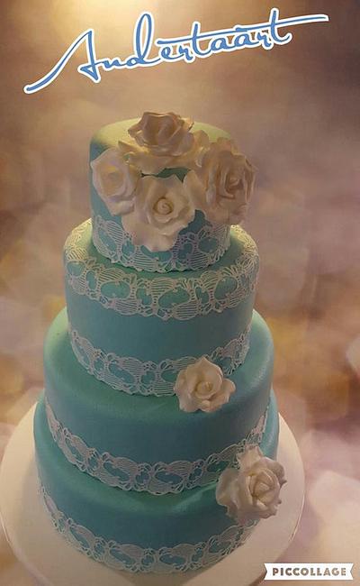 blue wedding cake - Cake by Anneke van Dam
