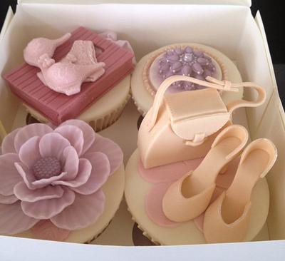 Pretty cupcakes - Cake by Alison m
