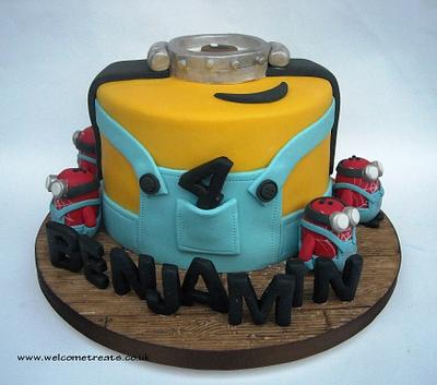 Despicable Me - Spiderman Fan - Cake by welcometreats