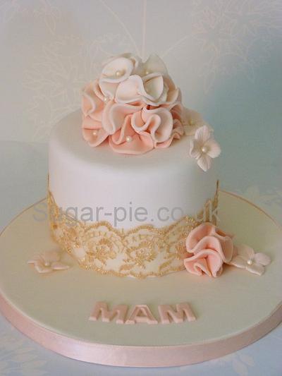 Peach 'mam' Ruffle mini cake - Cake by Sugar-pie