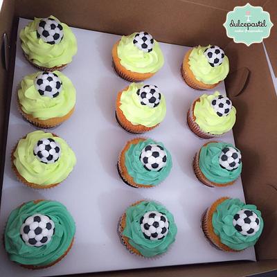 Cupcakes Soccer Fútbol - Cake by Dulcepastel.com