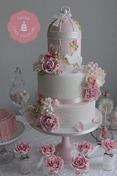 Birdcage Cake - Cake by Paulacakecouture