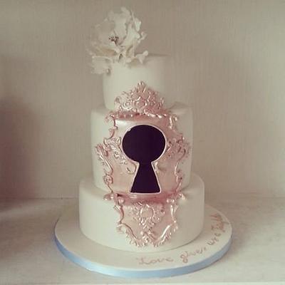 Fairytale wedding cake - Cake by Loutjes Taarten