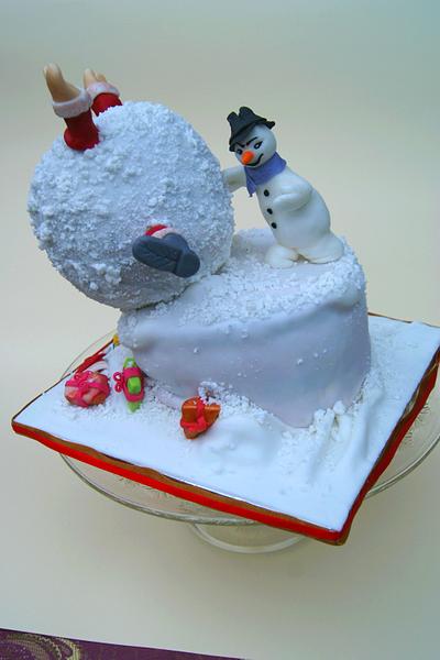 Playing in the snow (Santa Claus survived) - Cake by Katarzynka