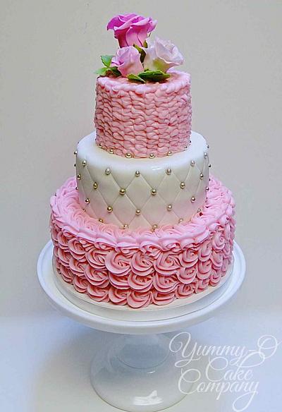 Pink & Prissy - Cake by Donna (YUMMY-O Cake Company)