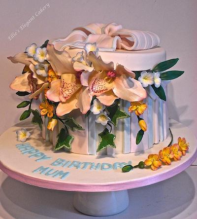 Flower filled hat box :)x - Cake by Ellie @ Ellie's Elegant Cakery