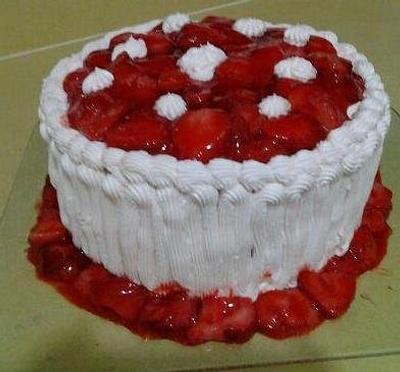 Strawberry cake - Cake by maribel