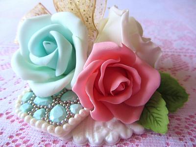 Gems ,Pearls & Roses Plaque. - Cake by Nor