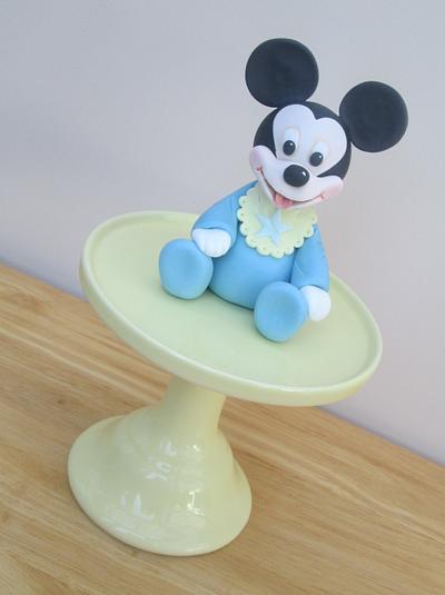 Mickey Mouse Cake Topper - Cake by The Buttercream Pantry