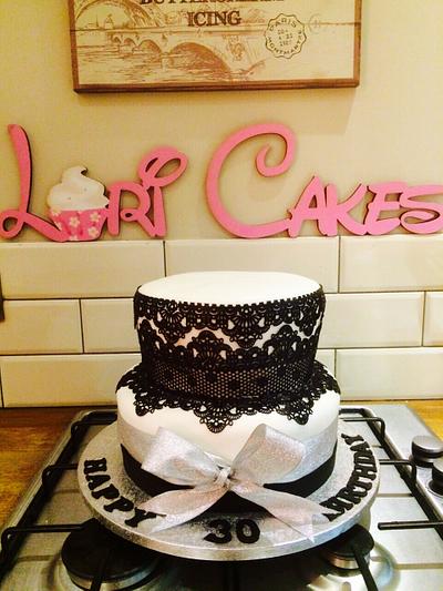 Black edible lace cake - Cake by Loricakes