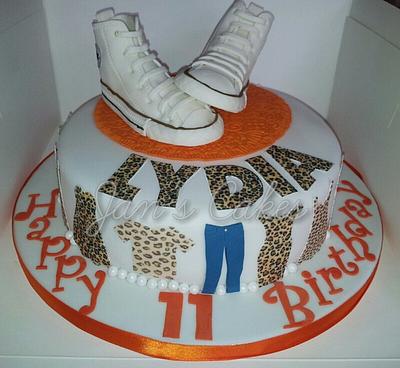 Adult Converse boots and leopard print fashion - Cake by Jan