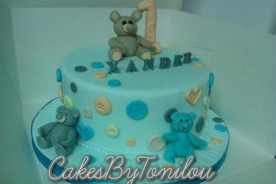 Teddy bear cake - Cake by CakesByTonilou