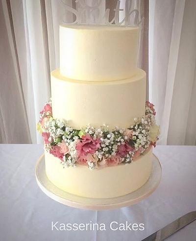 Emily Jane smooth buttercream wedding cake - Cake by Kasserina Cakes