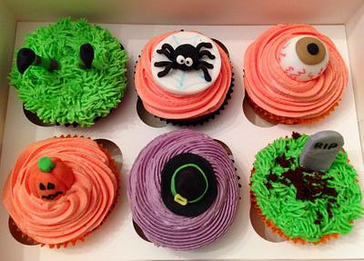 Halloween cupcakes - Cake by Caron Eveleigh