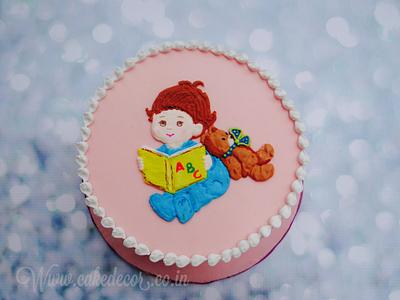 A cute cake with Royal icing - Cake by Prachi Dhabaldeb