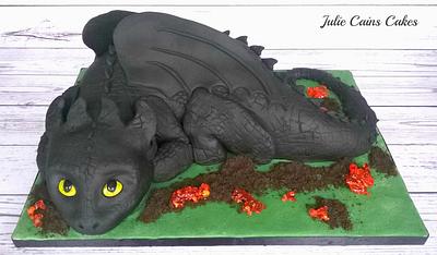 Toothless - Cake by Julie Cain