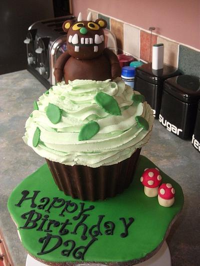 Gruffalo Giant Cupcake - Cake by Debbie Sanderson