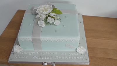 Silver Wedding Anniversary Cake - Cake by The Old Manor House Bakery - Lisa Kirk