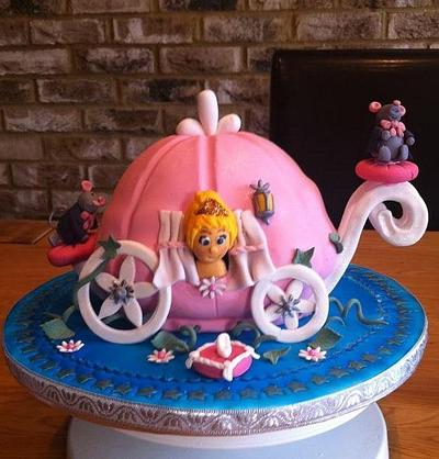 Cinderella Carriage, inspired by Debbie Brown - Cake by Sarah Al-Masrey