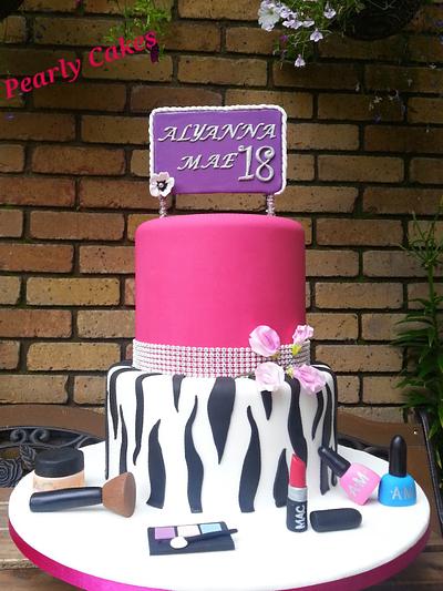 Make Up lover 18th Birthday Cake & Cupcakes  - Cake by Pearly Cakes 