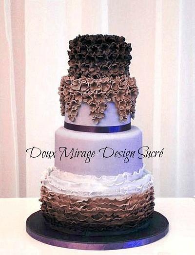 Ruffle Wedding cake  - Cake by poupette