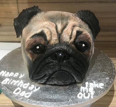 Pugs head  - Cake by Lorrainesbakes