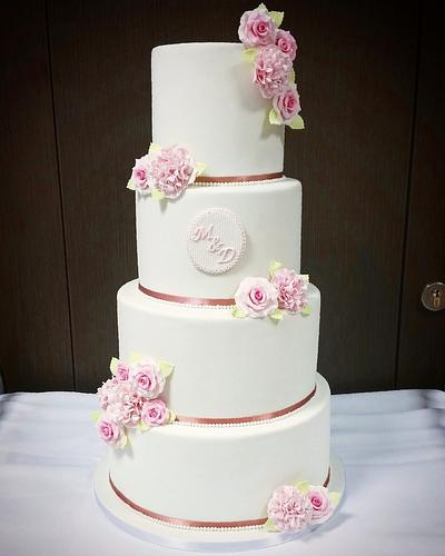 Romantic Wedding Cake  - Cake by Le Monde de Kita