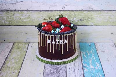 Drip Cake - Cake by Kmeci Cakes 