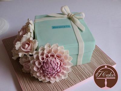 tiffany box and flowers  - Cake by JCake cake designer
