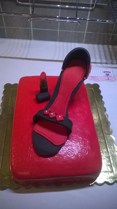 shoe birthday cake - Cake by evisdreamcakes