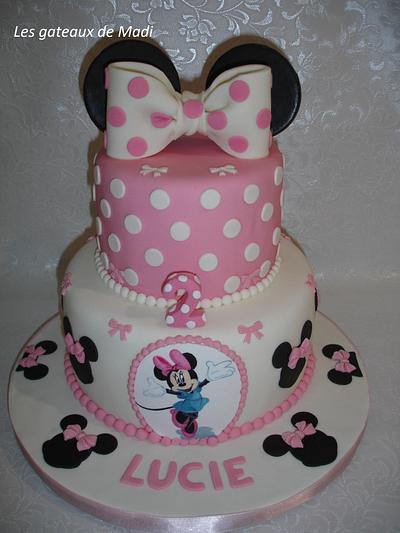 Minnie Mouse - Cake by ginaraicu