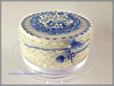 Romantic cake for a little princess - Cake by Sweet Janis