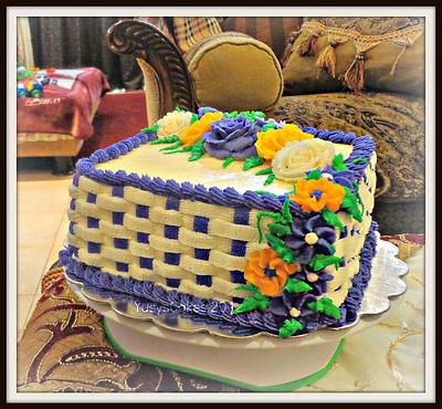 Basket Flower Cake - Cake by Yusy Sriwindawati